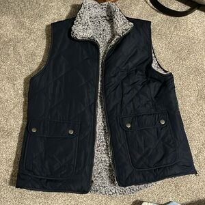 Reversible navy vest
